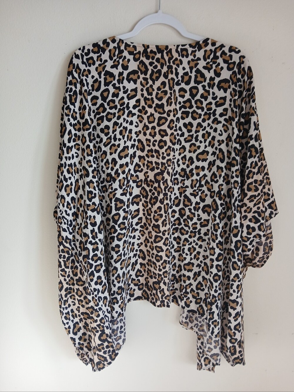 Angie Animal Print Open Kimono Top Size 2X NWT - Picture 9 of 11